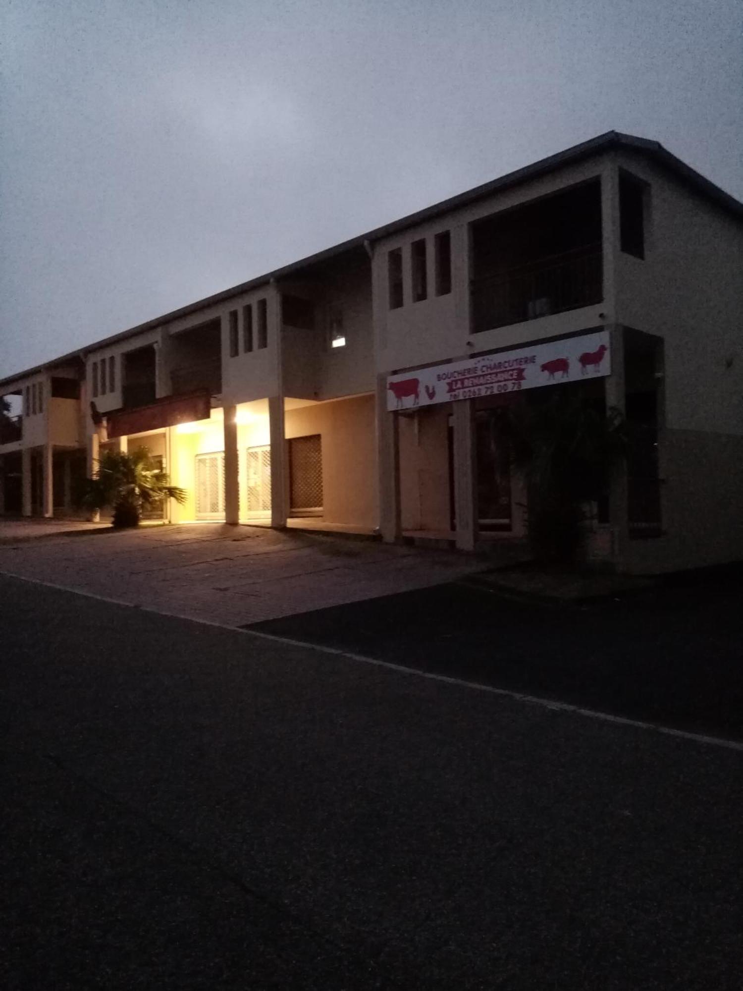 Too La Plaine des Palmistes Bagian luar foto